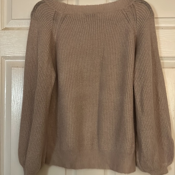 5/$15 Pale pink sweater #11 - Picture 2 of 2